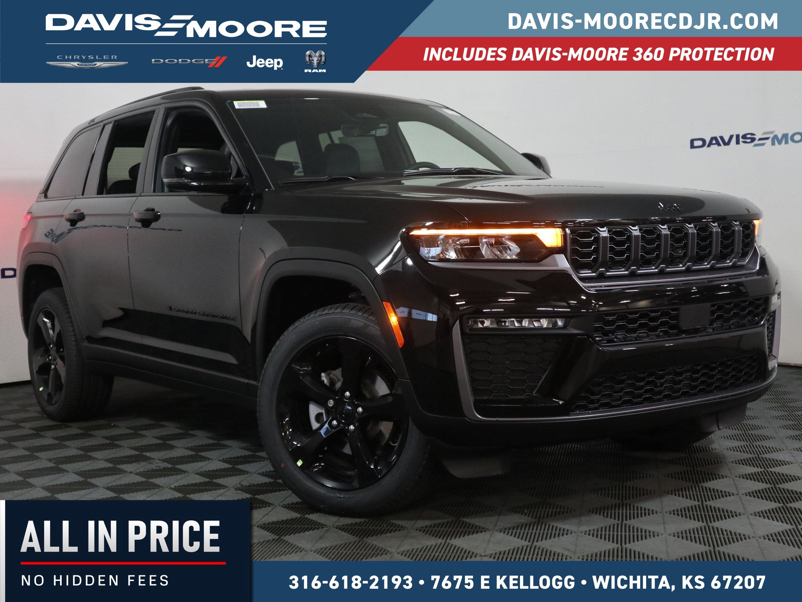 2026 Jeep Grand Cherokee Limited in Diamond Black Crystal Pearl-Coat Exterior Paint — front three-quarter view