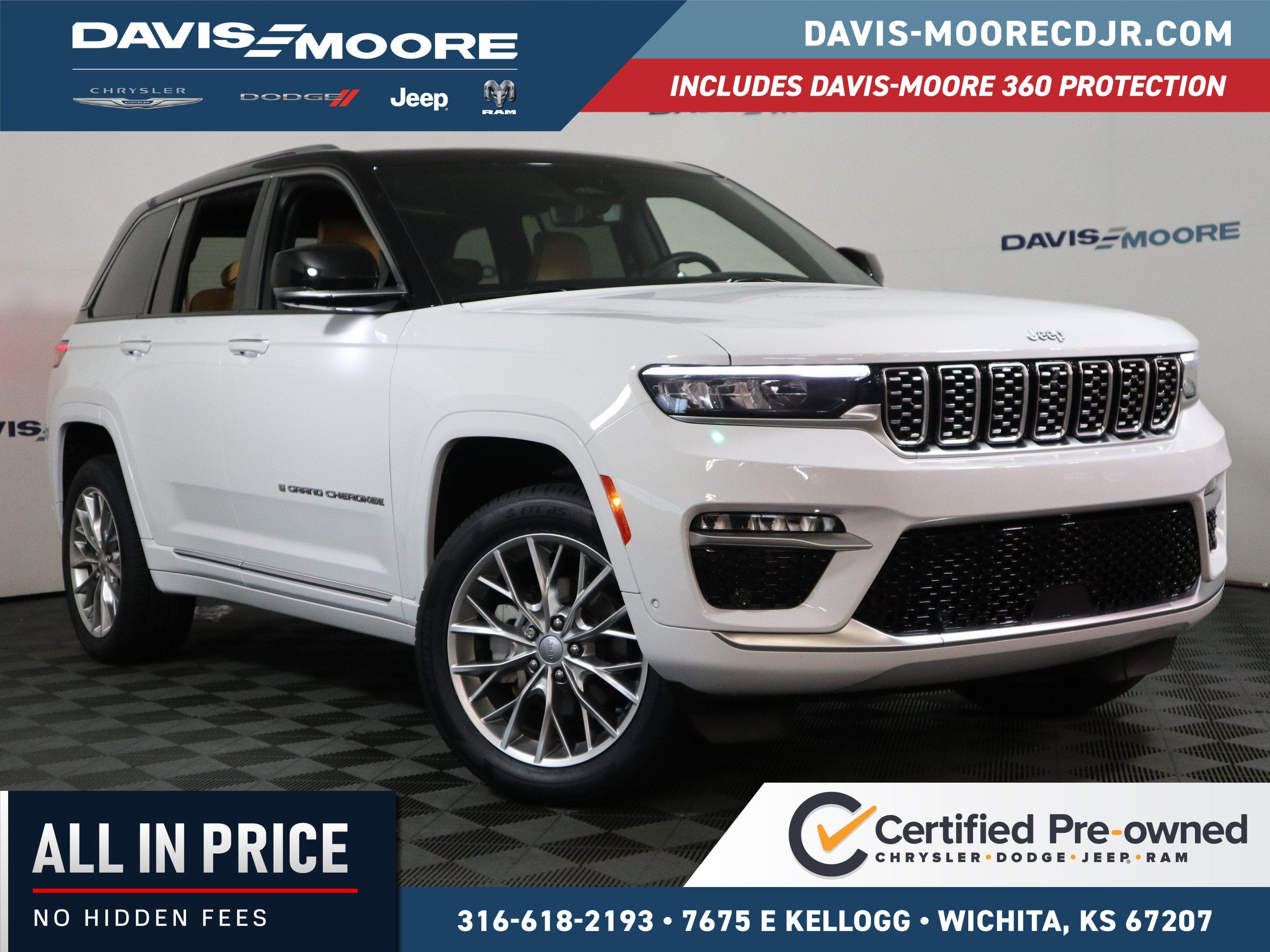 2022 Jeep Grand Cherokee Summit in Bright White Clearcoat — front three-quarter view