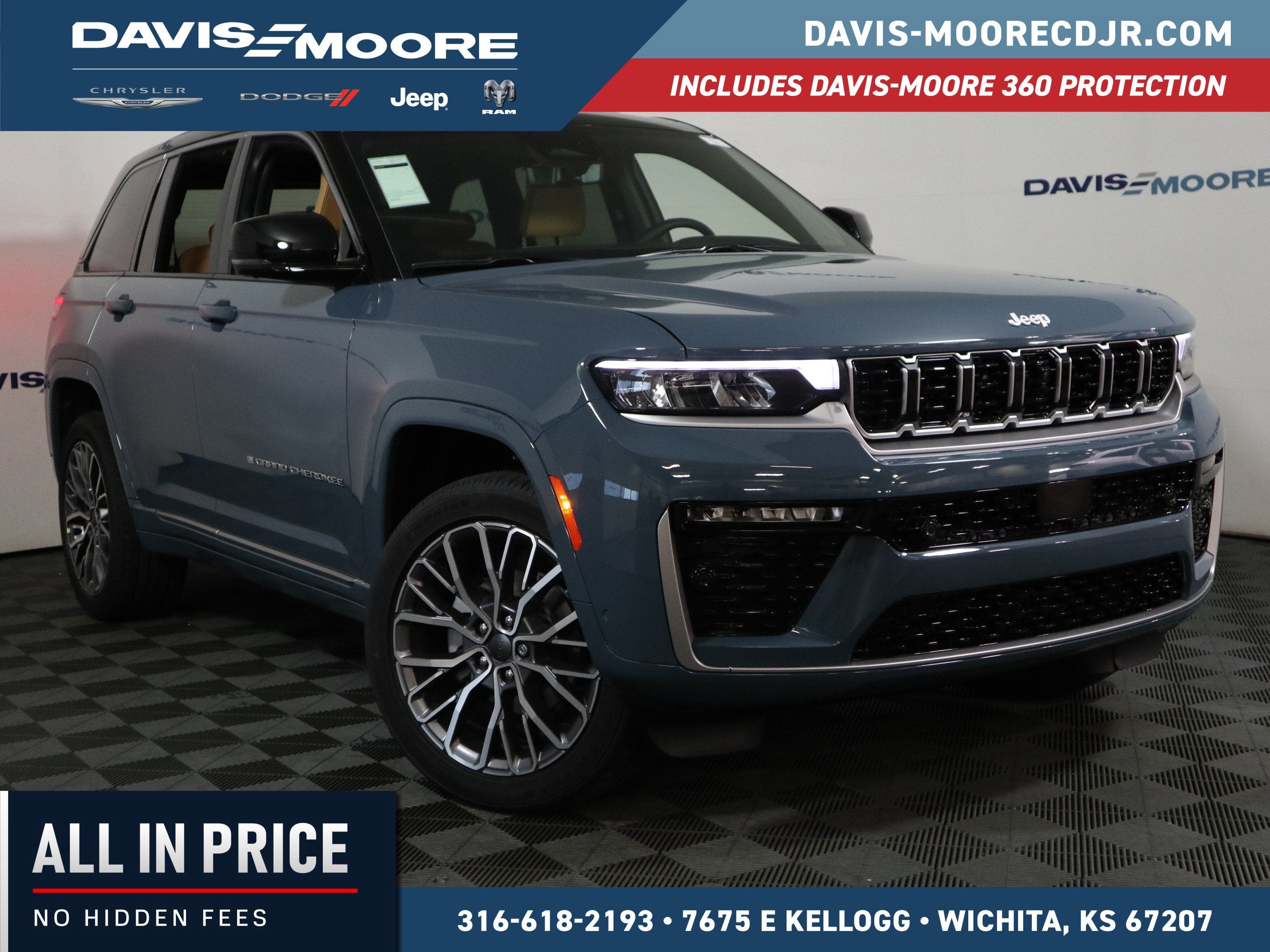 2026 Jeep Grand Cherokee Summit in Steel Blue Exterior Paint — front three-quarter view