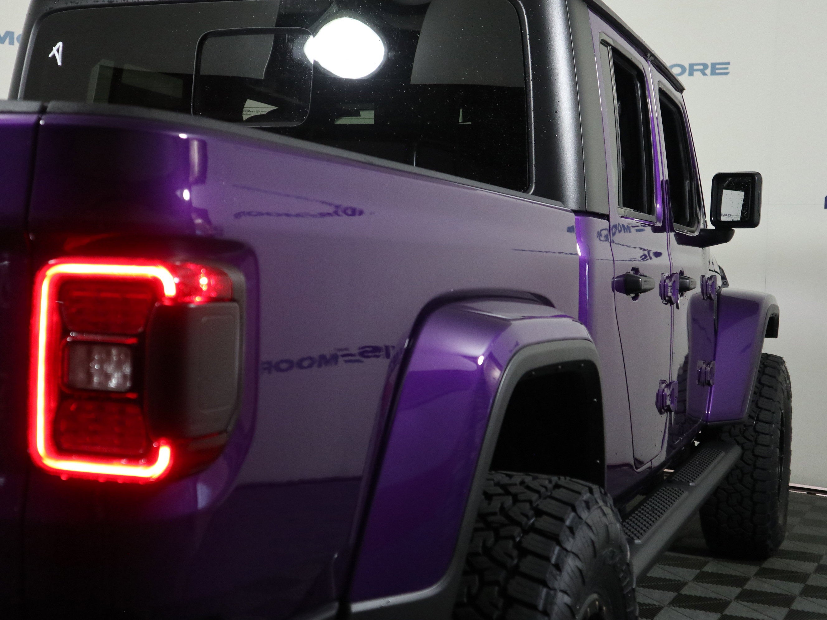2026 Jeep Gladiator — detail view