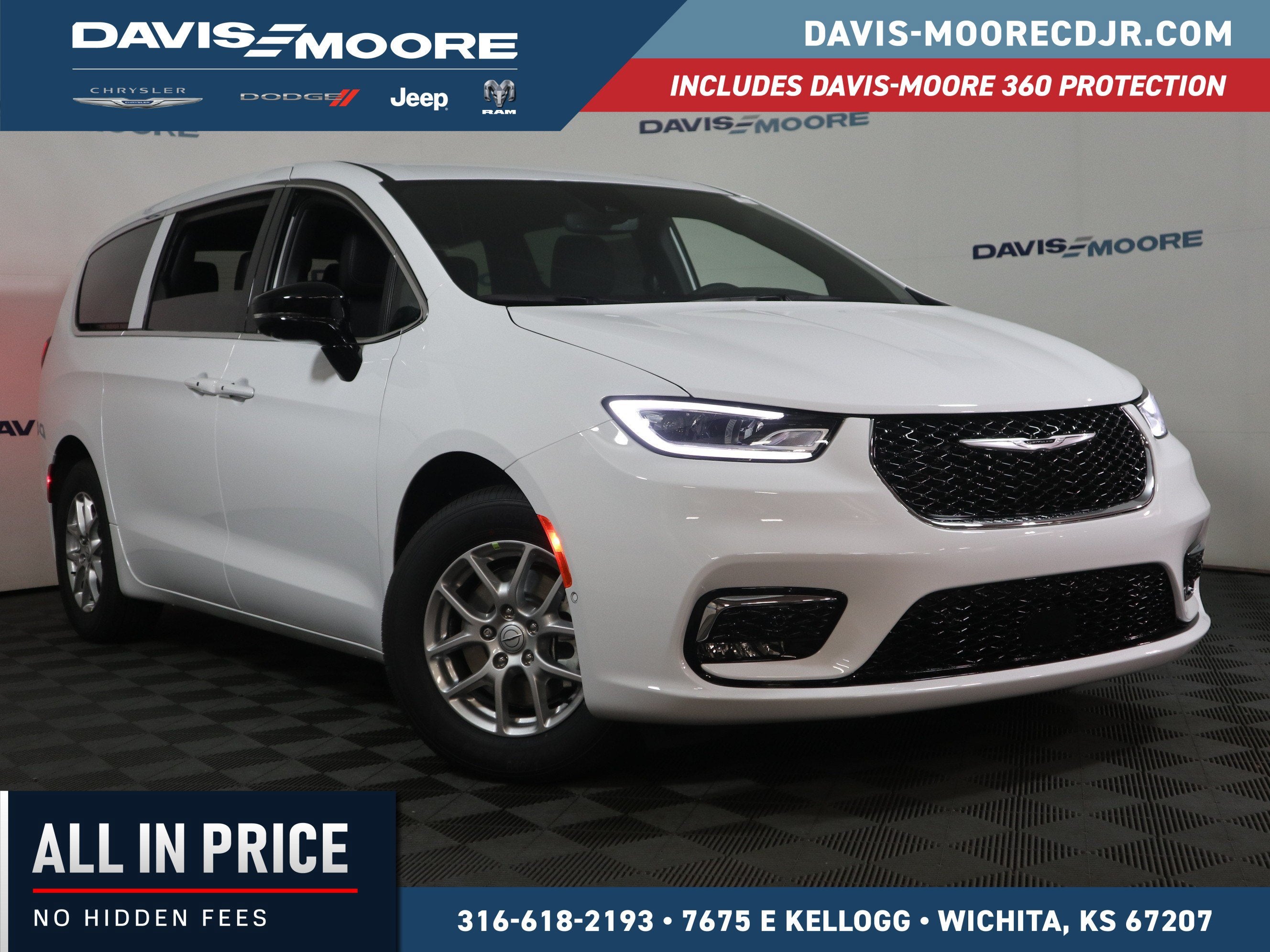 2026 Chrysler Pacifica Select in Bright White Clear-Coat Exterior Paint — front three-quarter view