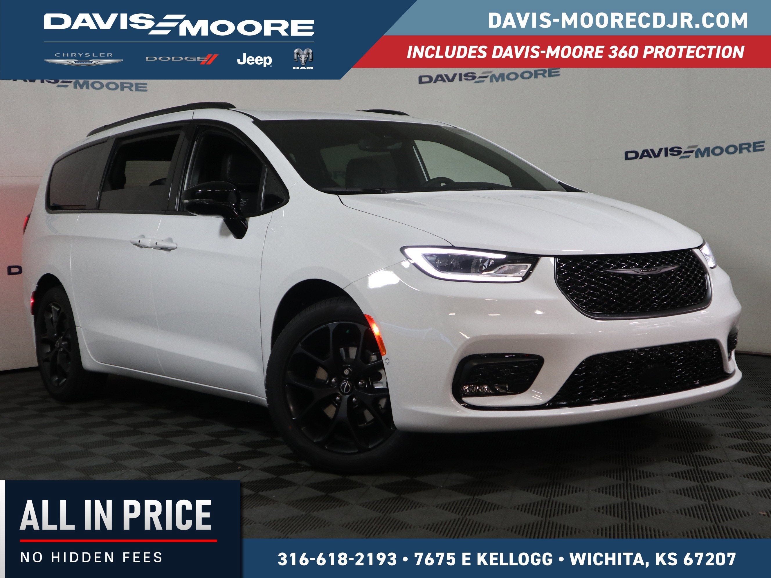 2026 Chrysler Pacifica Select in Bright White Clear-Coat Exterior Paint — front three-quarter view