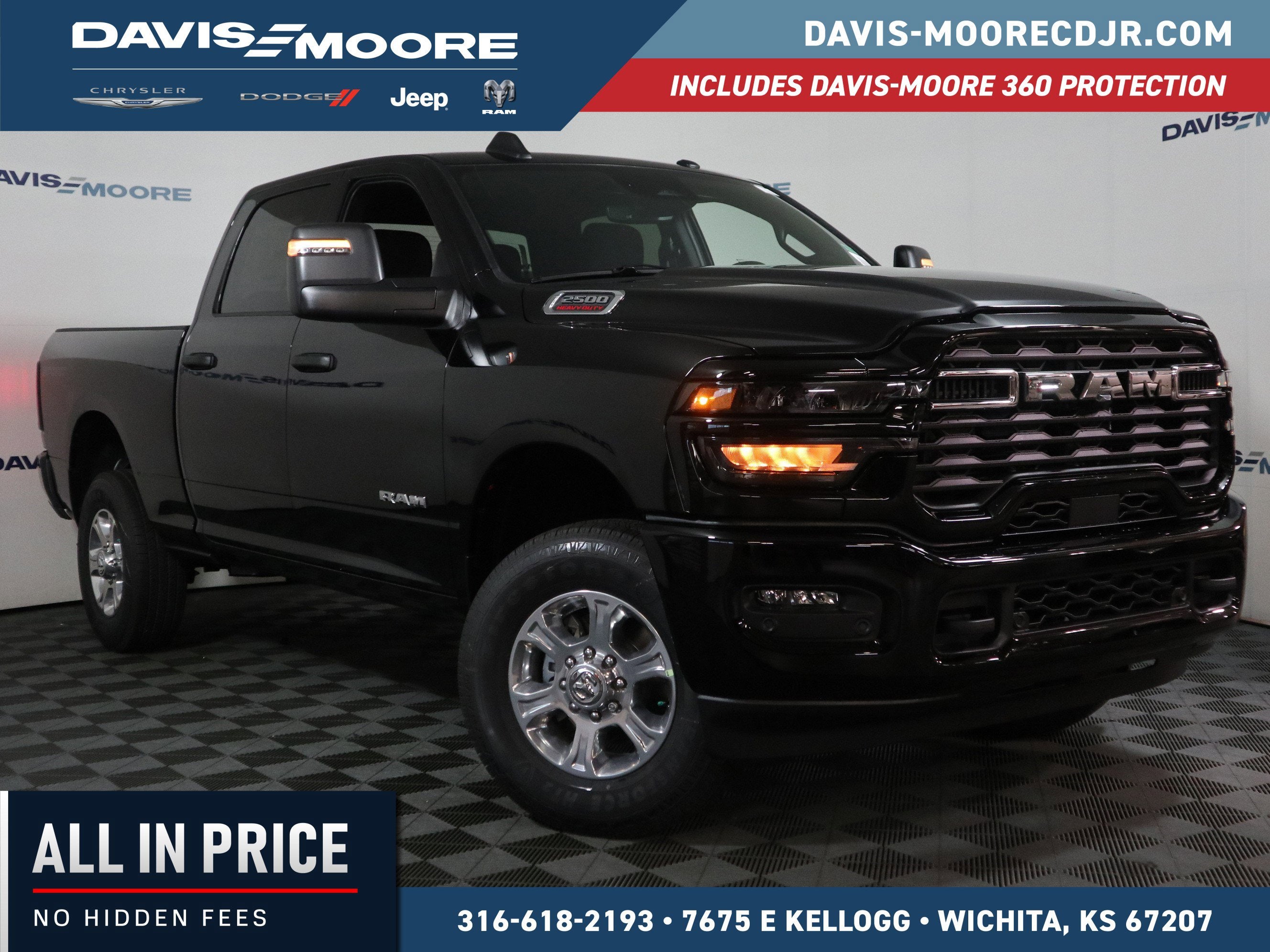 2026 RAM 2500 BIG HORN in Diamond Black Crystal Pearl-Coat Exterior Paint — front three-quarter view