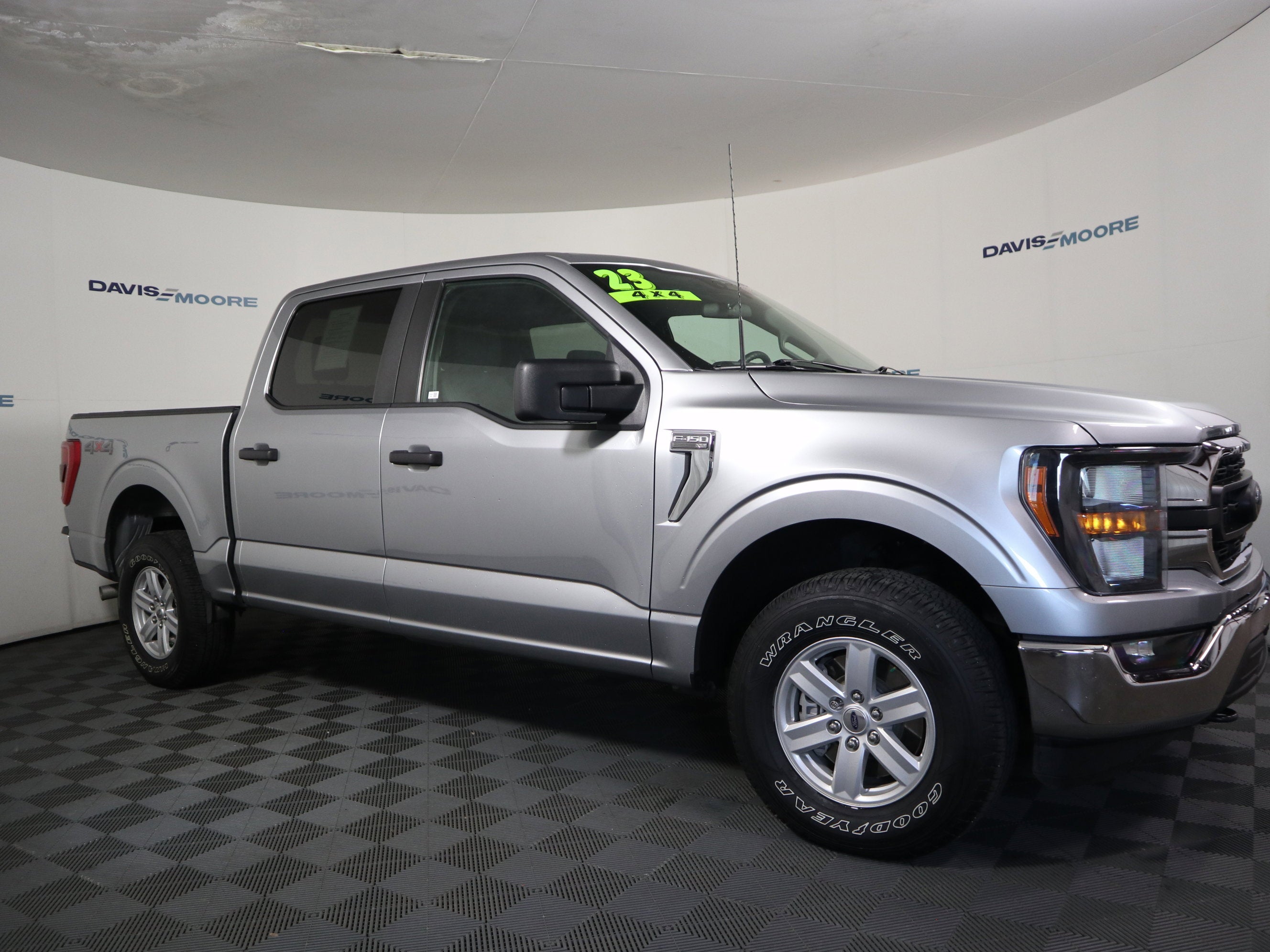 2023 Ford F-150 — interior view