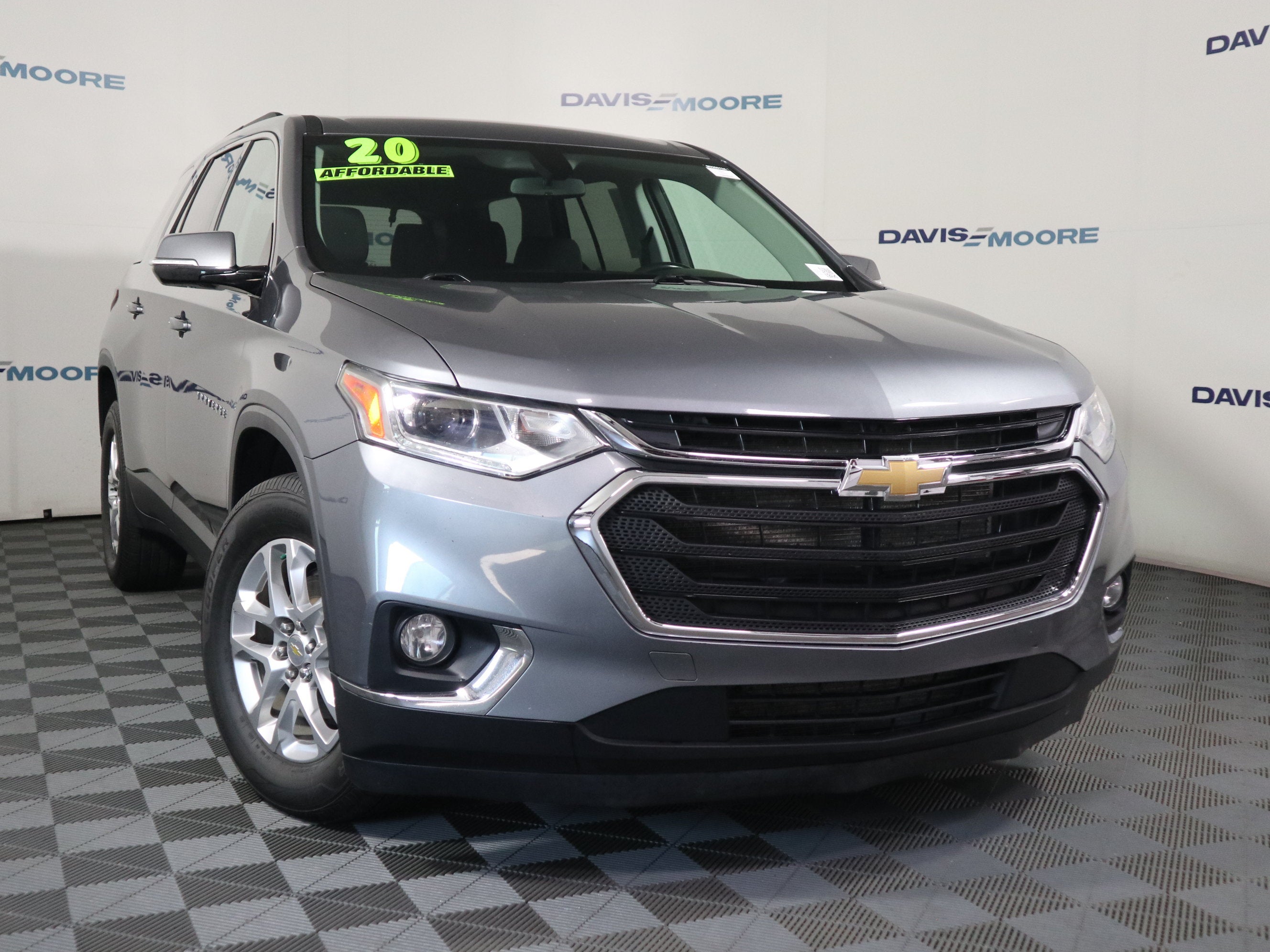 2020 Chevrolet Traverse — side profile view
